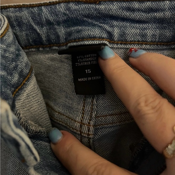 Disney Chip and Dale Mom Jeans HOT TOPIC SIZE 15 - Picture 4 of 9